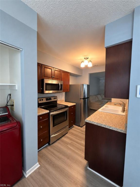 Photo 13 of 28 residential for sale in Virginia Beach virginia