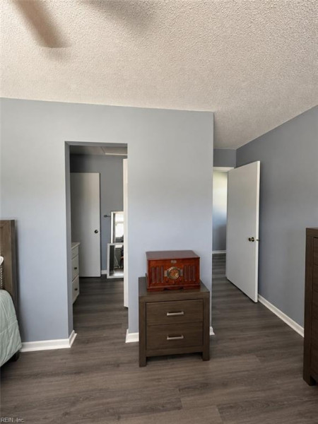 Photo 17 of 28 residential for sale in Virginia Beach virginia