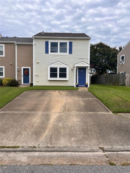 Photo 3 of 28 residential for sale in Virginia Beach virginia