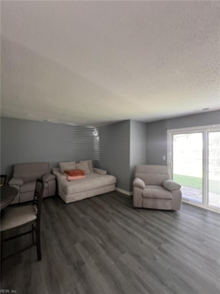 Photo 5 of 28 residential for sale in Virginia Beach virginia