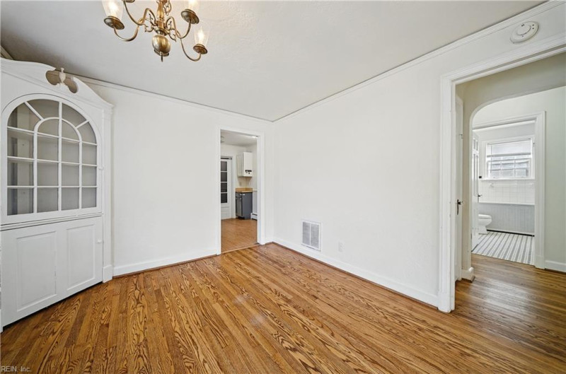 Photo 11 of 32 residential for sale in Norfolk virginia Photo 11 of 32 residential for sale in Norfolk virginia