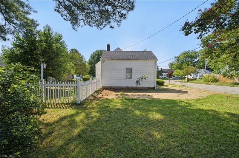Photo 5 of 32 residential for sale in Norfolk virginia Photo 5 of 32 residential for sale in Norfolk virginia