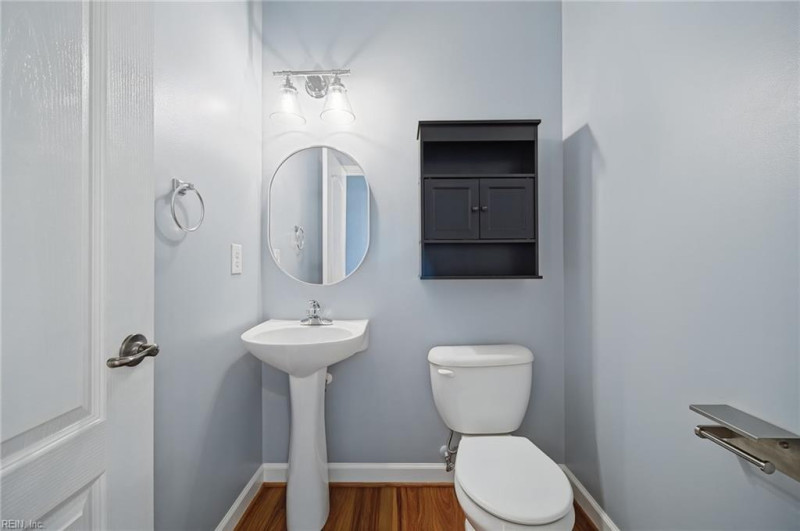 Photo 14 of 35 residential for sale in Virginia Beach virginia