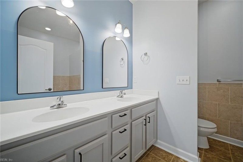 Photo 18 of 35 residential for sale in Virginia Beach virginia