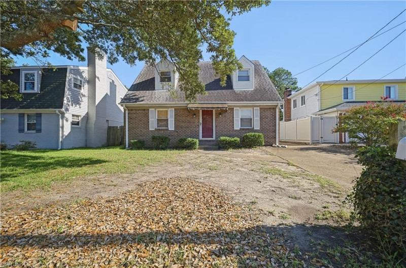 Photo 2 of 50 residential for sale in Virginia Beach virginia