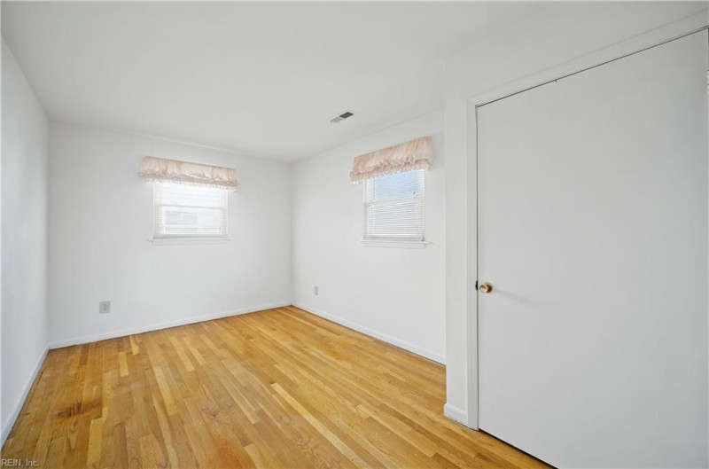 Photo 33 of 50 residential for sale in Virginia Beach virginia