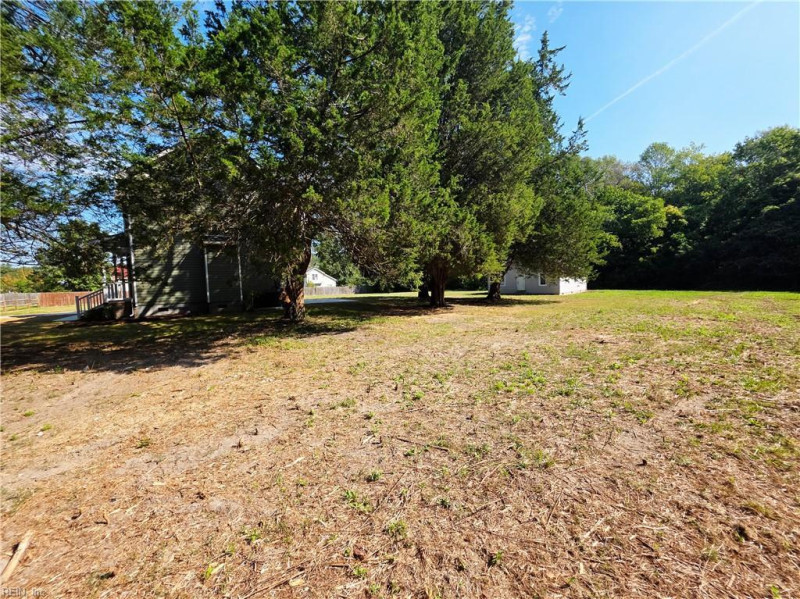 Photo 28 of 31 residential for sale in Suffolk virginia