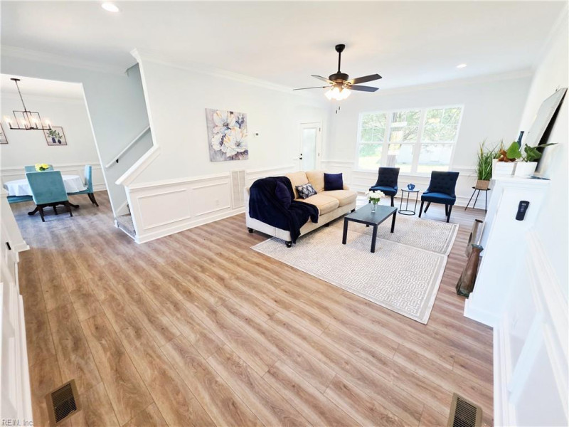 Photo 7 of 31 residential for sale in Suffolk virginia