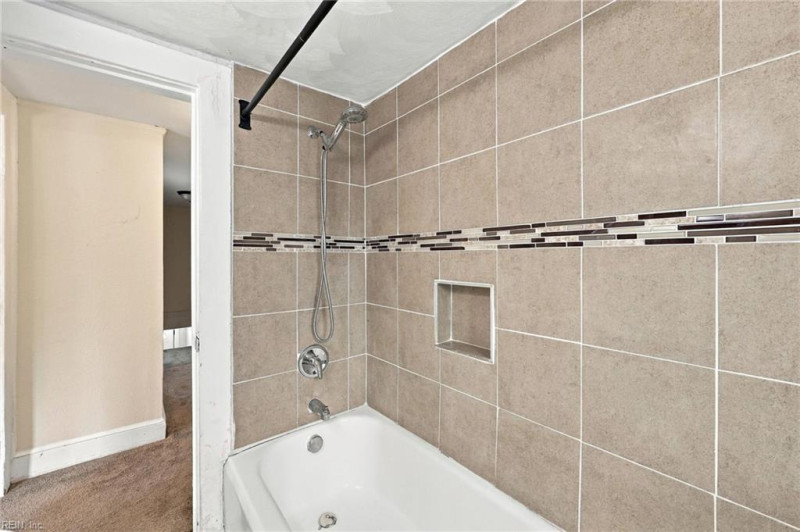 Photo 26 of 33 residential for sale in Norfolk virginia