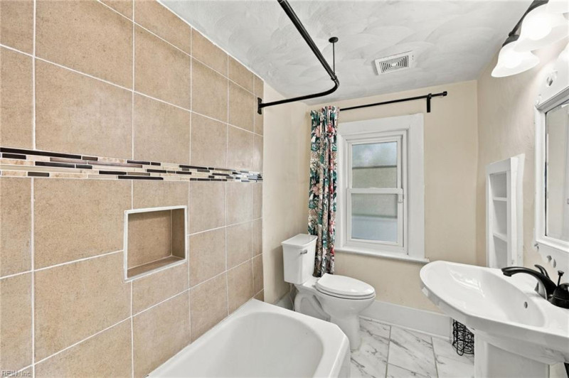 Photo 27 of 33 residential for sale in Norfolk virginia
