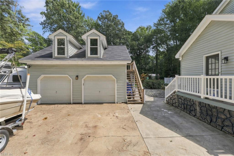 Photo 20 of 30 residential for sale in Chesapeake virginia