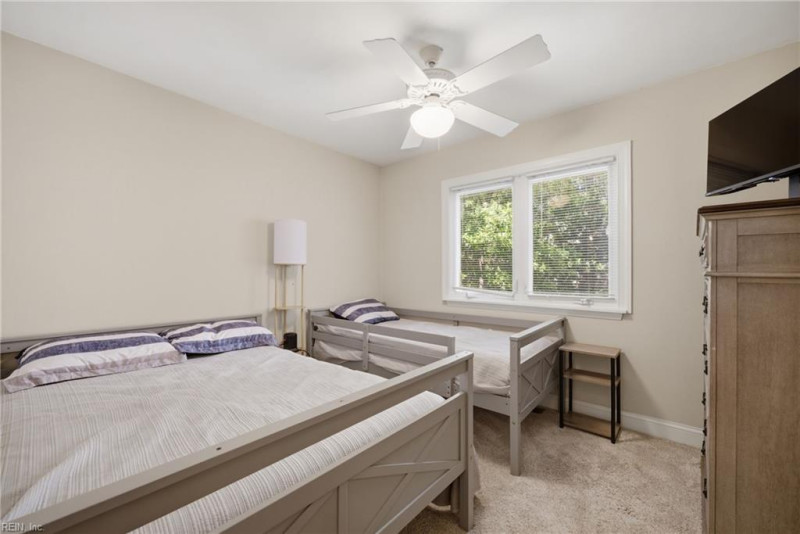 Photo 19 of 44 residential for sale in Virginia Beach virginia