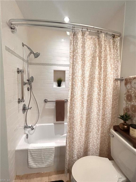 Photo 9 of 9 residential for sale in Virginia Beach virginia