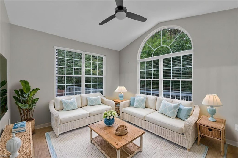Photo 15 of 50 residential for sale in Chesapeake virginia Photo 15 of 50 residential for sale in Chesapeake virginia