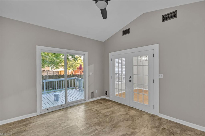 Photo 18 of 50 residential for sale in Chesapeake virginia Photo 18 of 50 residential for sale in Chesapeake virginia