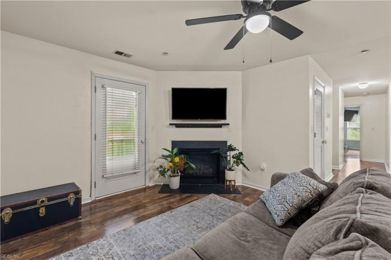 Photo 7 of 27 residential for sale in Virginia Beach virginia Photo 7 of 27 residential for sale in Virginia Beach virginia