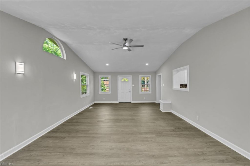 Photo 19 of 46 residential for sale in Norfolk virginia