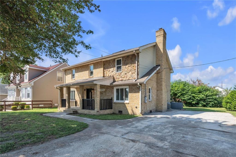 Photo 3 of 46 residential for sale in Norfolk virginia