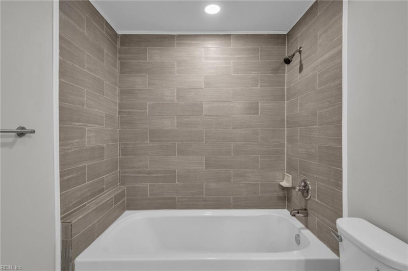 Photo 32 of 46 residential for sale in Norfolk virginia