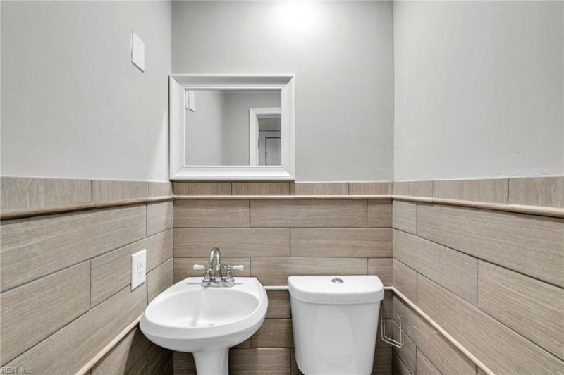 Photo 33 of 46 residential for sale in Norfolk virginia