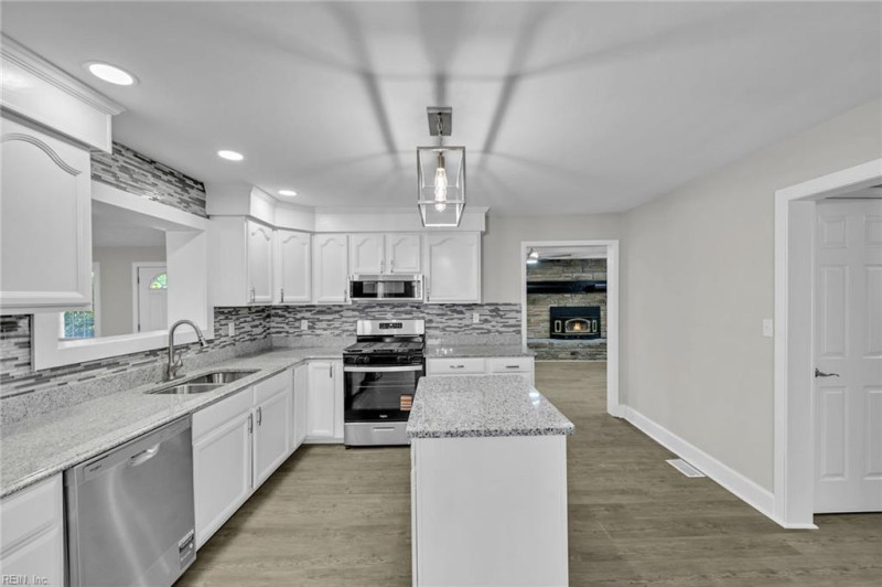 Photo 7 of 46 residential for sale in Norfolk virginia
