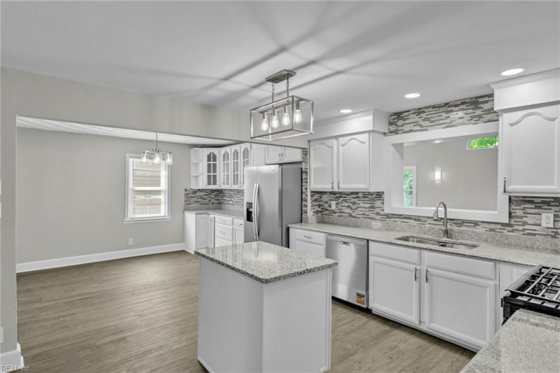 Photo 9 of 46 residential for sale in Norfolk virginia
