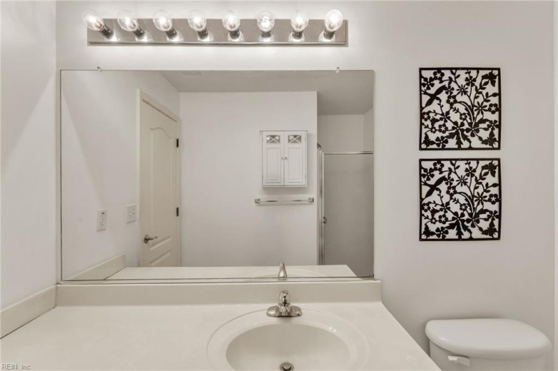 Photo 21 of 43 residential for sale in Chesapeake virginia
