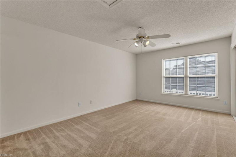Photo 24 of 43 residential for sale in Chesapeake virginia