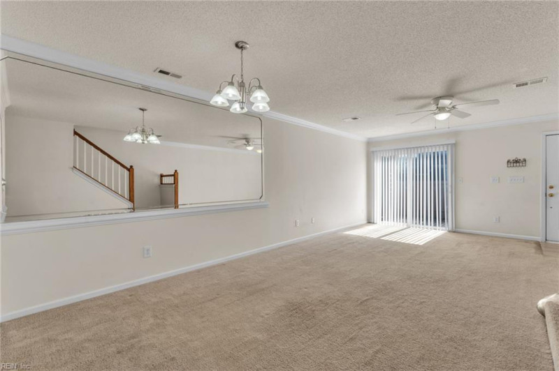 Photo 8 of 43 residential for sale in Chesapeake virginia