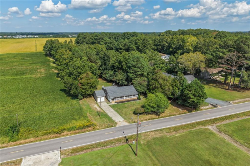 Photo 2 of 41 residential for sale in Chesapeake virginia