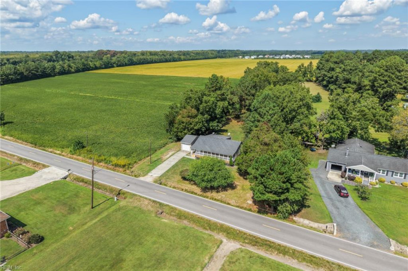 Photo 35 of 41 residential for sale in Chesapeake virginia