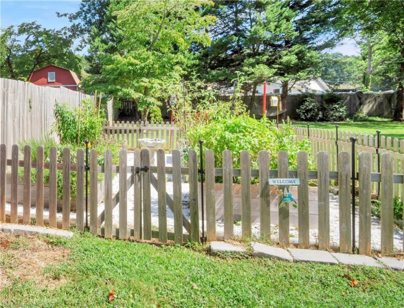 Photo 37 of 37 residential for sale in James City County virginia