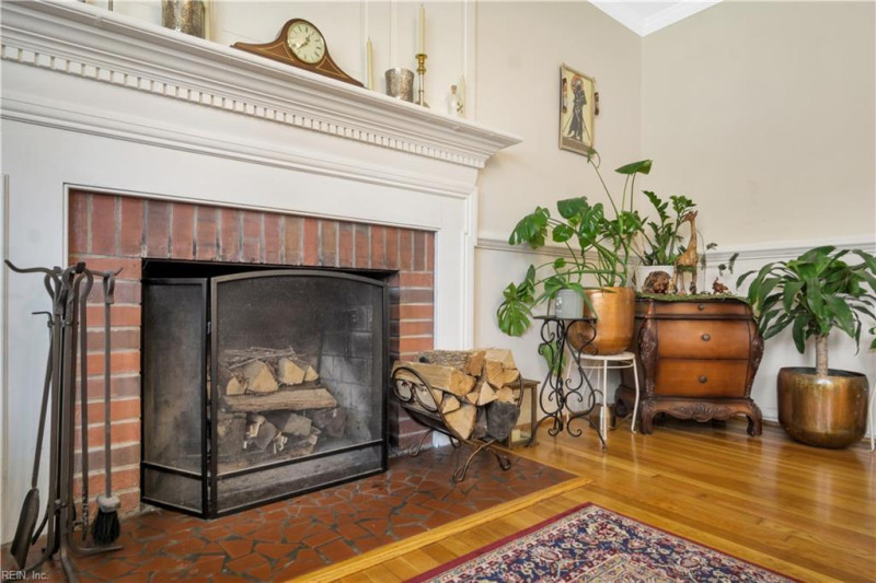 Photo 6 of 37 residential for sale in James City County virginia