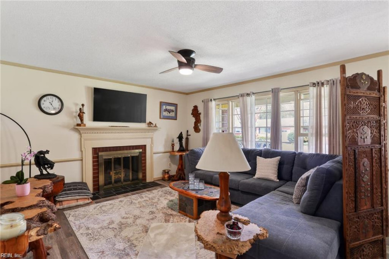 Photo 5 of 12 residential for sale in Newport News virginia Photo 5 of 12 residential for sale in Newport News virginia