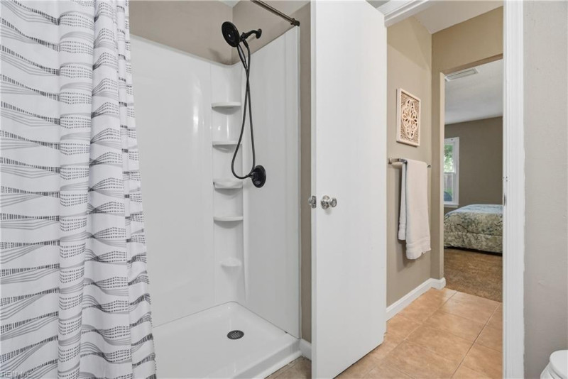 Photo 19 of 38 residential for sale in Virginia Beach virginia