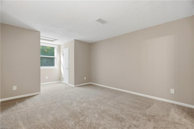 Photo 27 of 38 residential for sale in Virginia Beach virginia