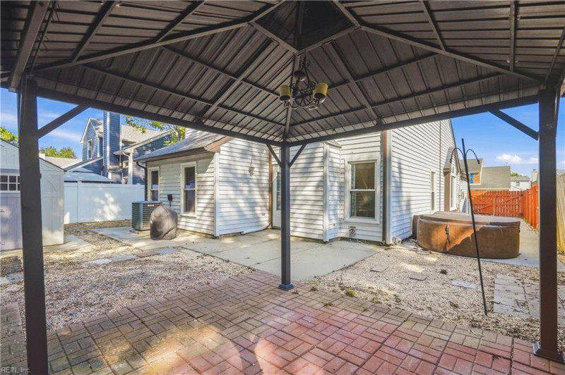 Photo 35 of 38 residential for sale in Virginia Beach virginia