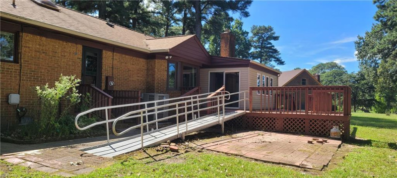 Photo 10 of 20 residential for sale in Suffolk virginia