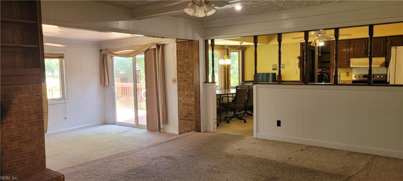 Photo 14 of 20 residential for sale in Suffolk virginia