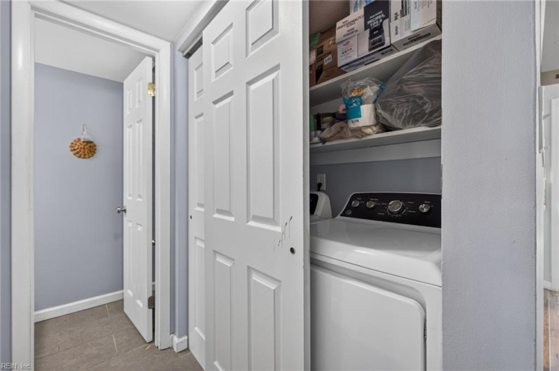 Photo 13 of 25 residential for sale in Virginia Beach virginia
