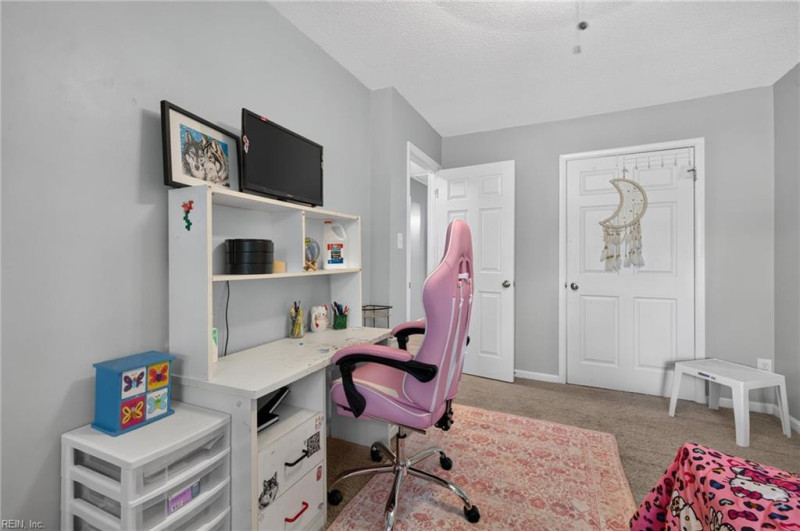 Photo 17 of 25 residential for sale in Virginia Beach virginia