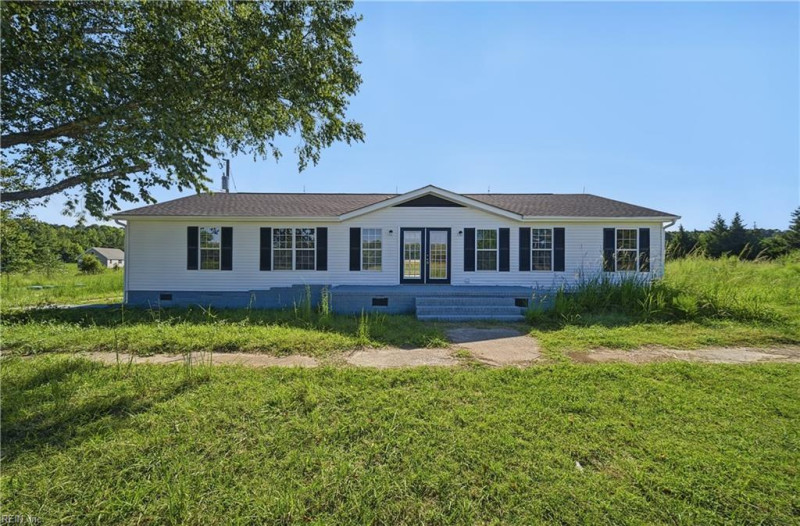 Photo 2 of 45 residential for sale in Suffolk virginia