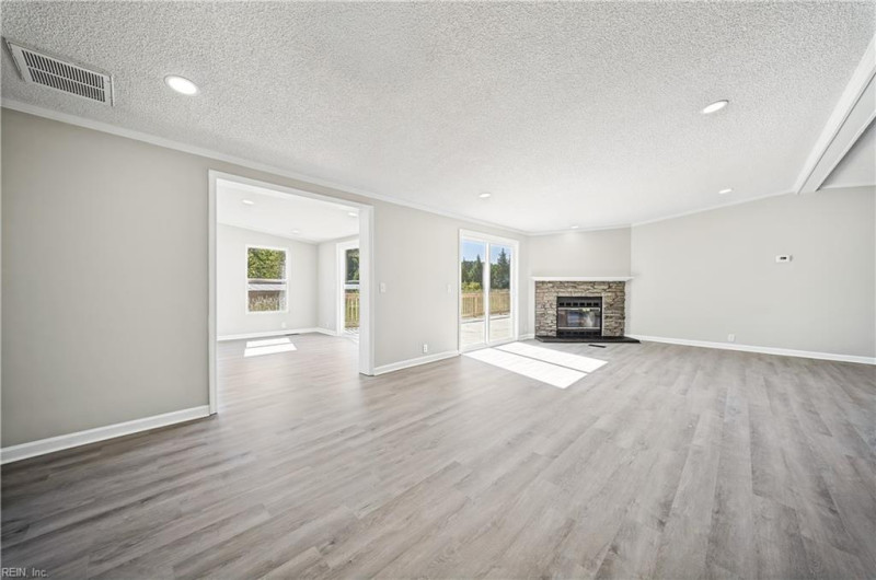 Photo 25 of 45 residential for sale in Suffolk virginia