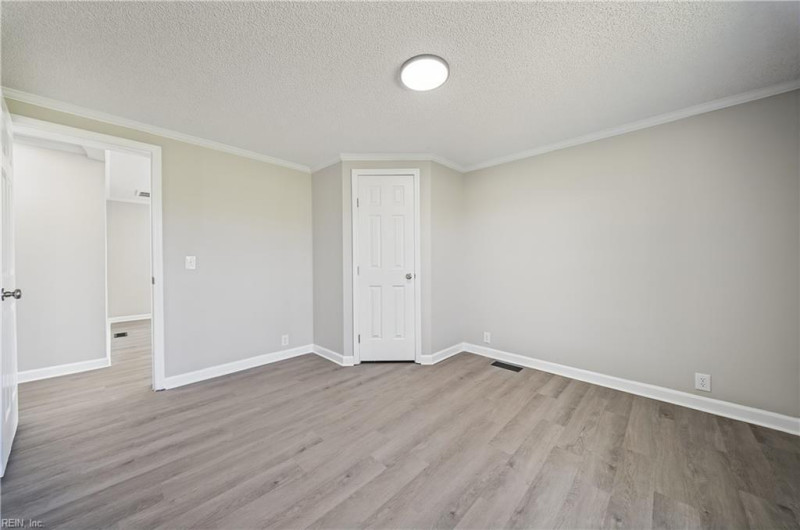 Photo 27 of 45 residential for sale in Suffolk virginia