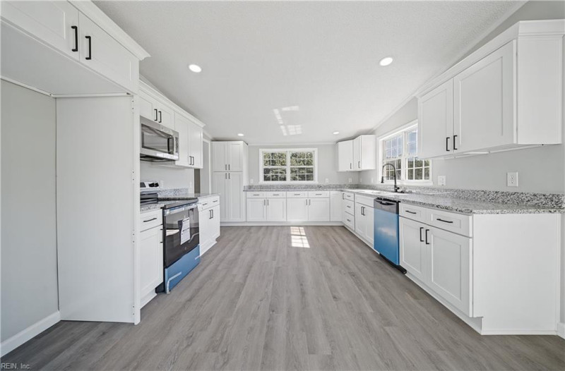 Photo 35 of 45 residential for sale in Suffolk virginia