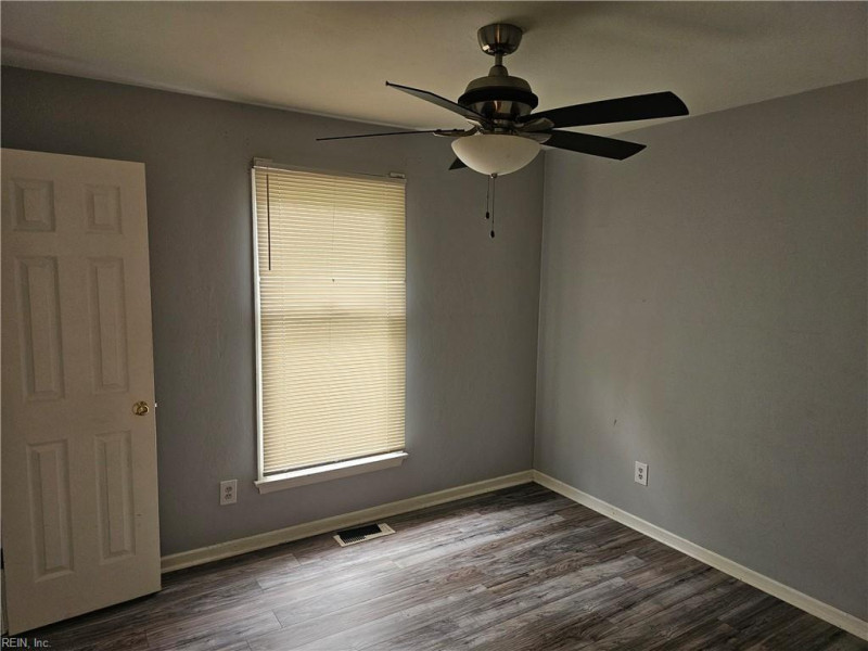 Photo 14 of 41 residential for sale in Portsmouth virginia Photo 14 of 41 residential for sale in Portsmouth virginia