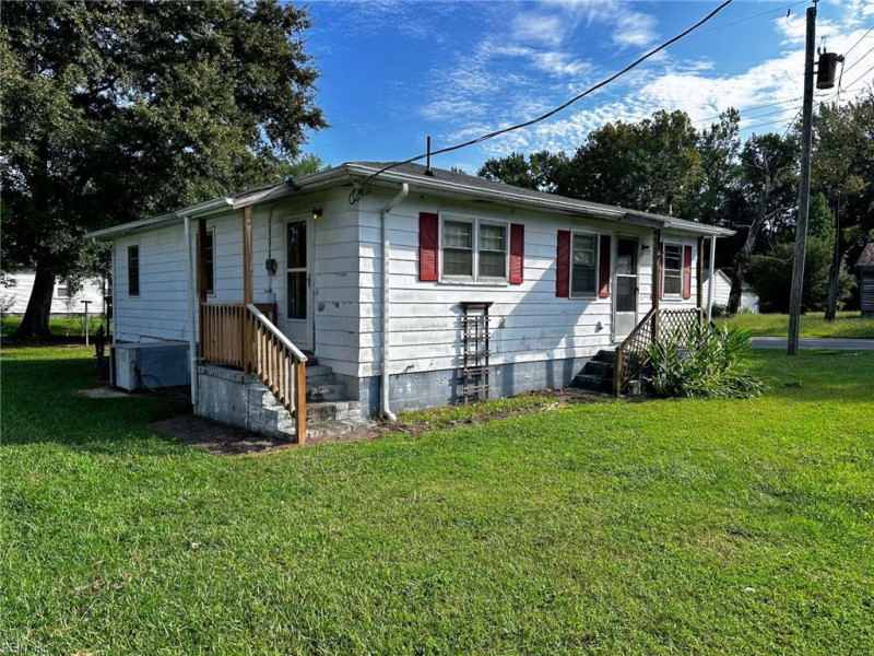 Photo 3 of 17 residential for sale in Southampton County virginia Photo 3 of 17 residential for sale in Southampton County virginia