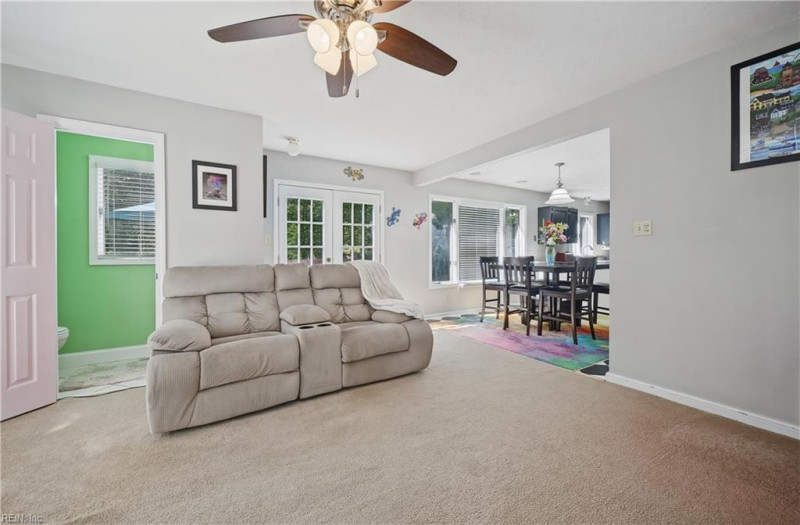 Photo 11 of 31 residential for sale in James City County virginia