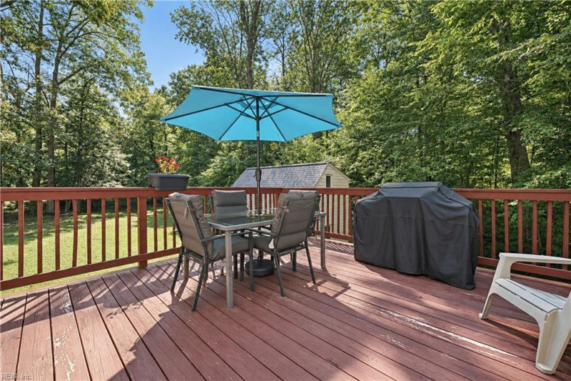 Photo 20 of 31 residential for sale in James City County virginia