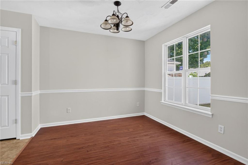 Photo 5 of 28 residential for sale in Chesapeake virginia Photo 5 of 28 residential for sale in Chesapeake virginia